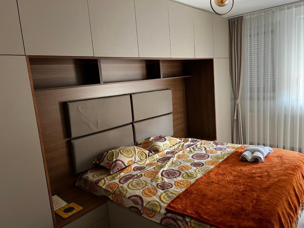 Elegant Apartment In City Centre Prisztina Zewnętrze zdjęcie