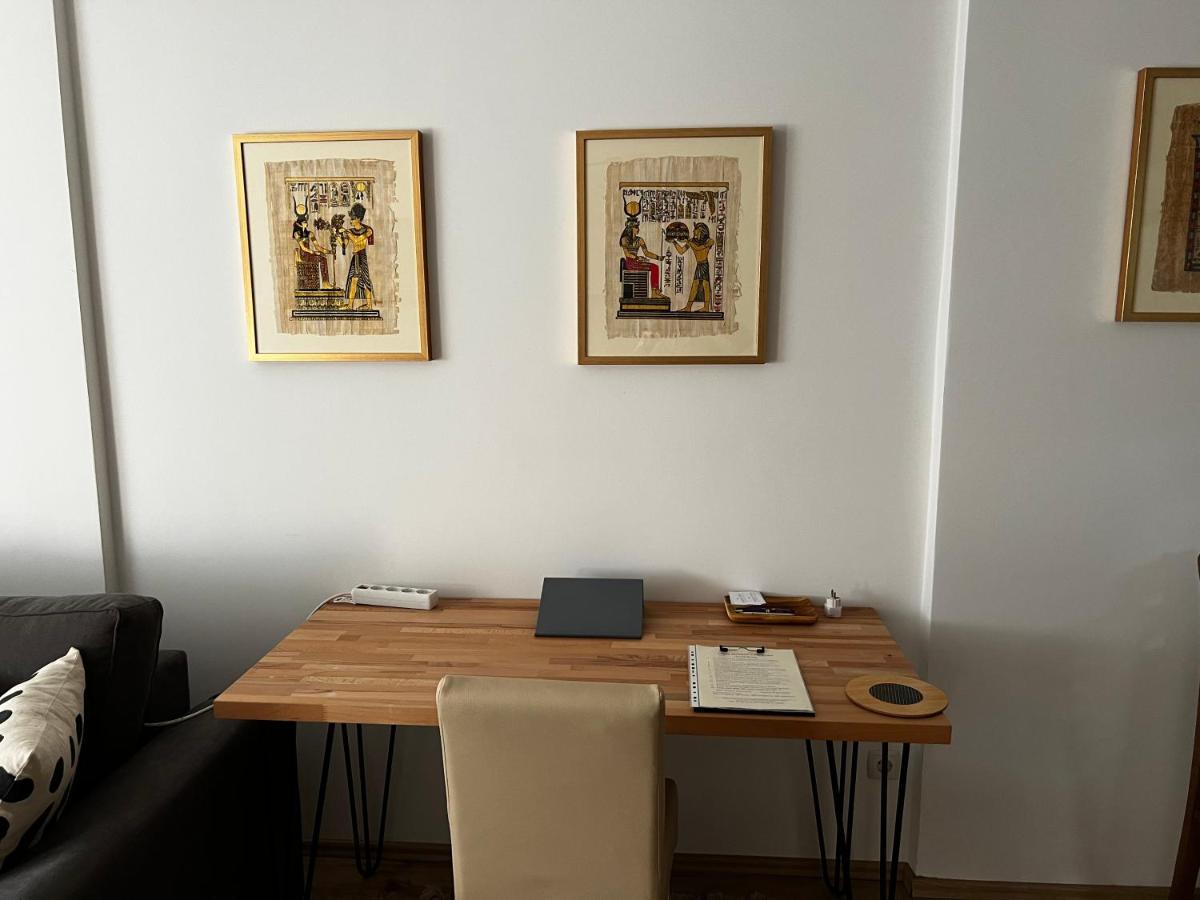 Elegant Apartment In City Centre Prisztina Zewnętrze zdjęcie