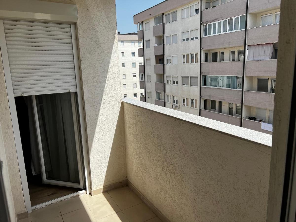 Elegant Apartment In City Centre Prisztina Zewnętrze zdjęcie
